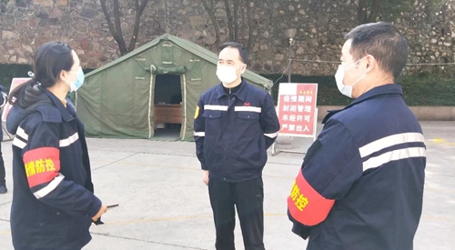 周金平先后到楚星公司、松滋肥業(yè)、實(shí)訓(xùn)基地和股份公司檢查疫情防控工作(圖4)