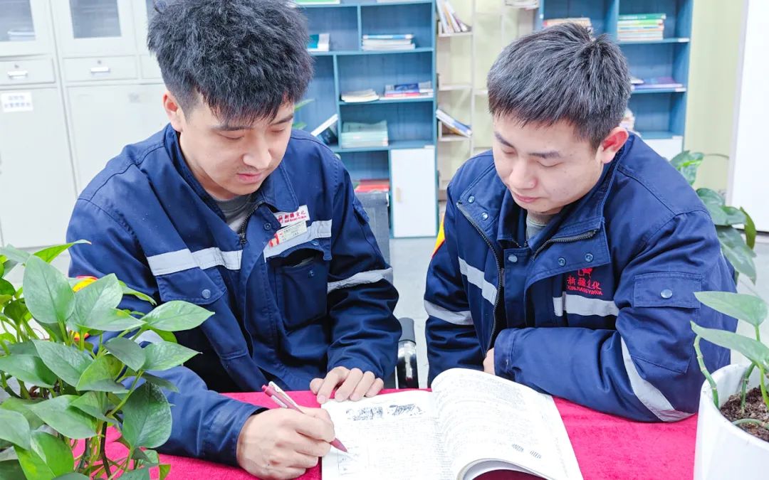 新疆宜化熱電分廠發(fā)電三班：夯實班組基礎(chǔ)，推進自主管理(圖4)