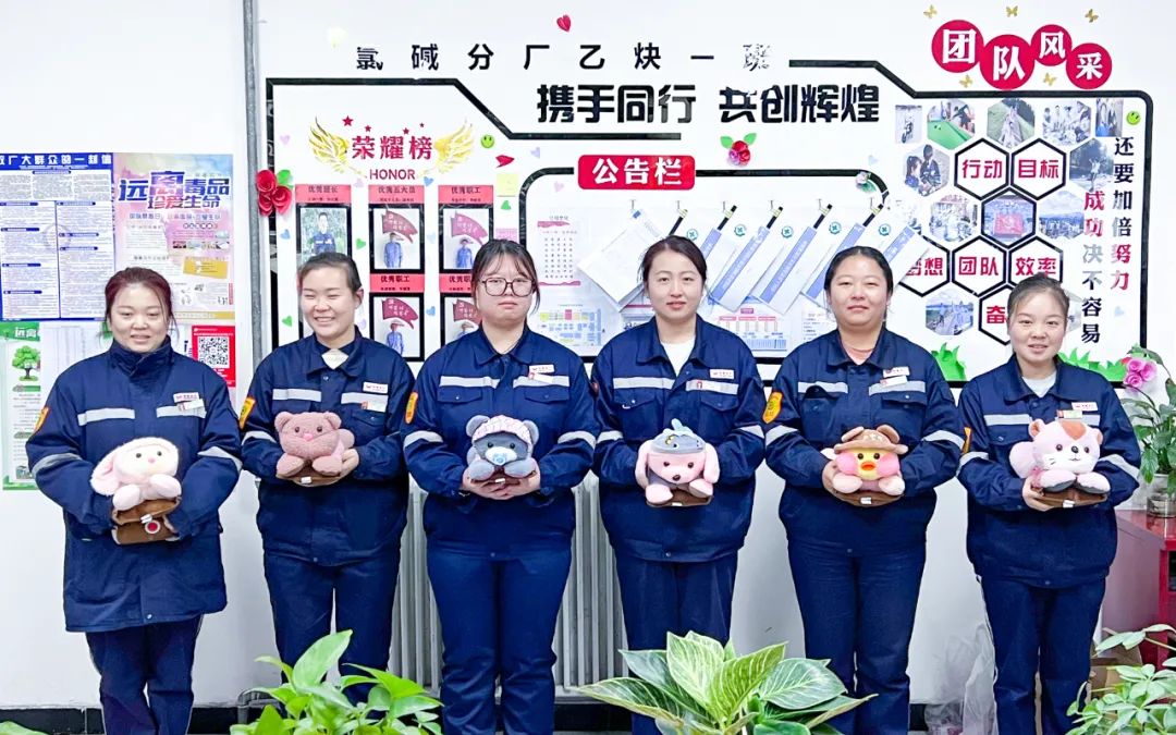 新疆宜化乙炔車間運(yùn)行一班：立足崗位強(qiáng)技能，凝心聚力創(chuàng)佳績(圖3)