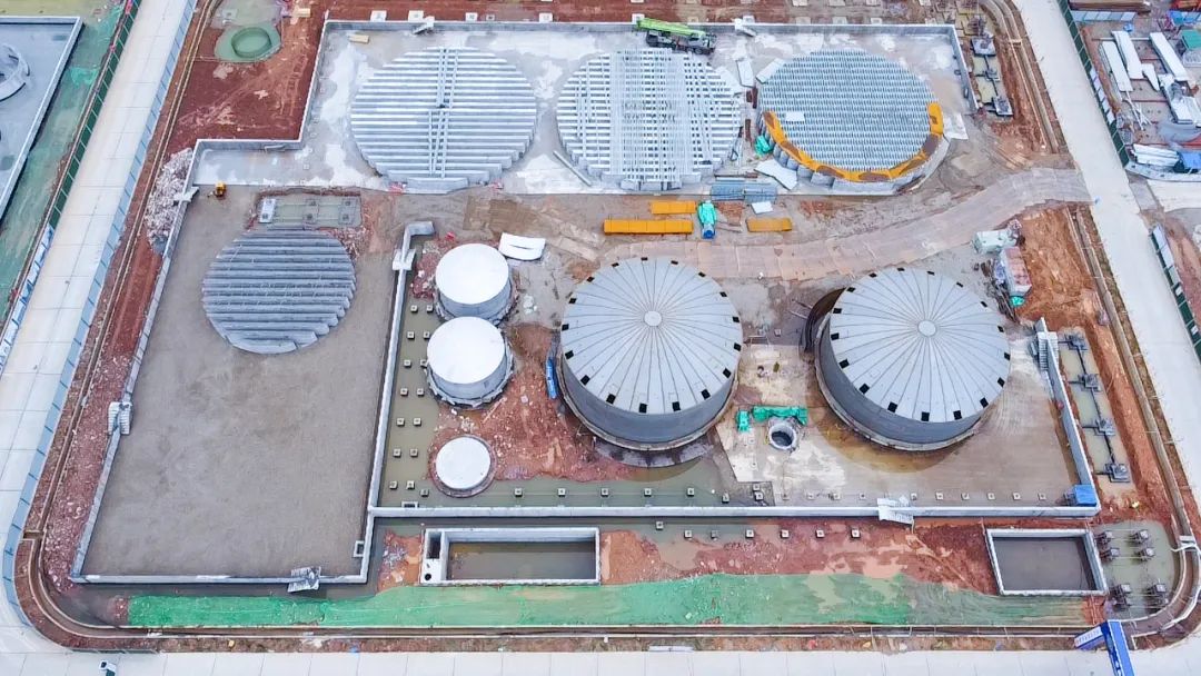 爭春提速！磷化工項目首個建筑單體封頂(圖3)