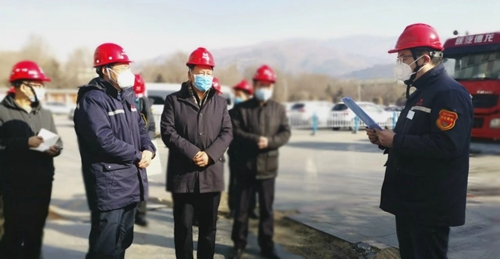 青海省委常委、省總工會主席馬吉孝到青海宜化調(diào)研慰問