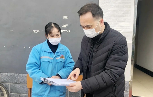 周金平先后到楚星公司、松滋肥業(yè)、實訓基地和股份公司檢查疫情防控工作